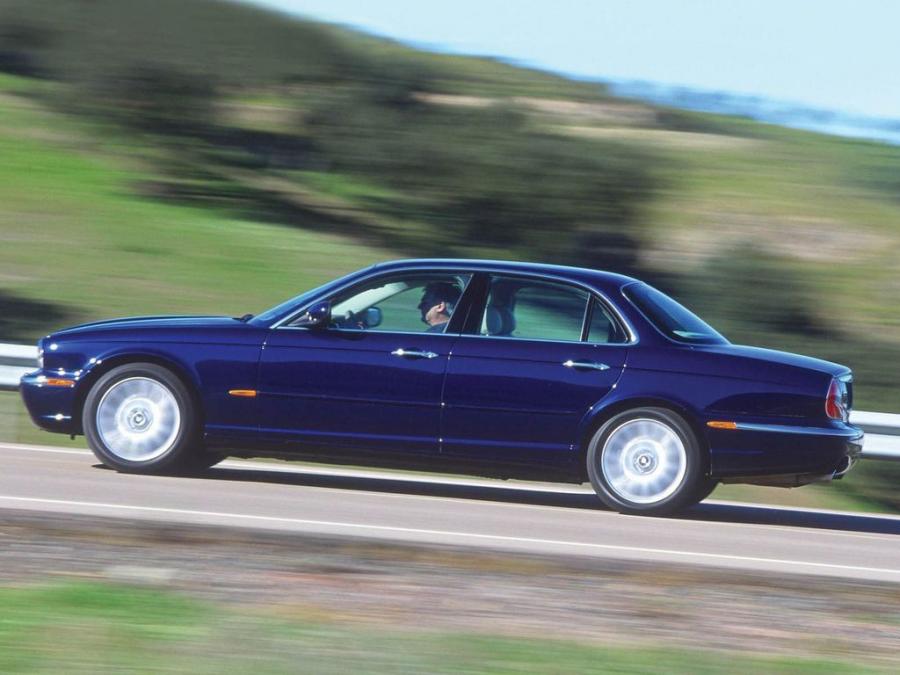  Jaguar XJ6 2003 года  (EU) (фото 2 из 6)